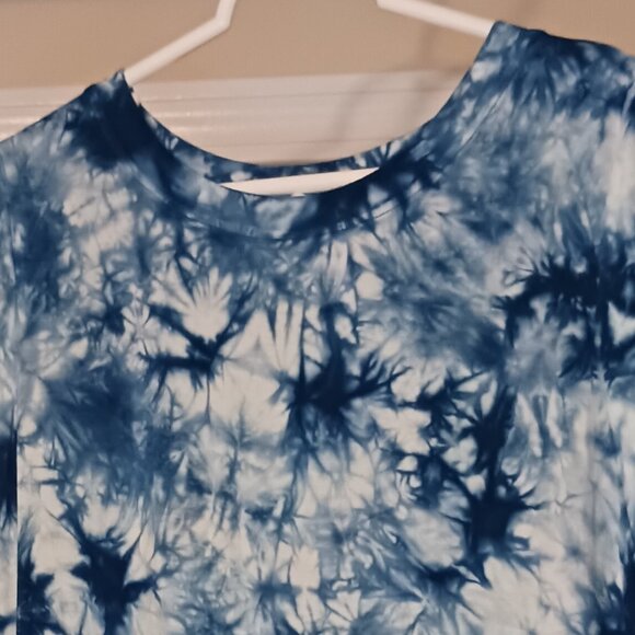 #105 3/$18 - Joy Lab Blue/White Tank Top Size L - Picture 4 of 6